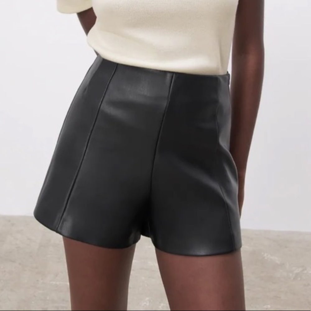 New Zara Faux Leather Black Shorts Size Large
